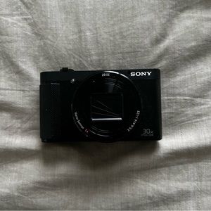 SONY - CyberShot DHC-HX80
